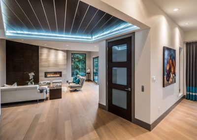 Ballenas, ceiling and elevator